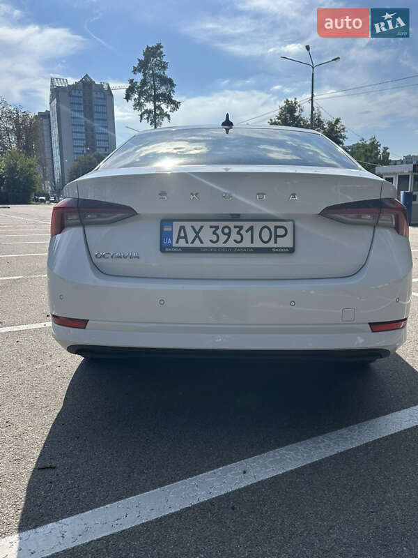 Ліфтбек Skoda Octavia 2020 в Харкові