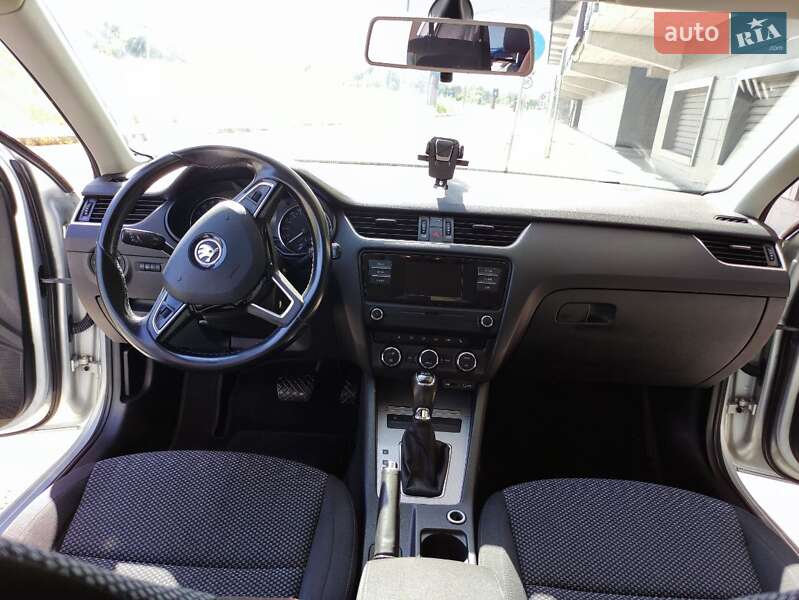 Универсал Skoda Octavia 2015 в Киеве