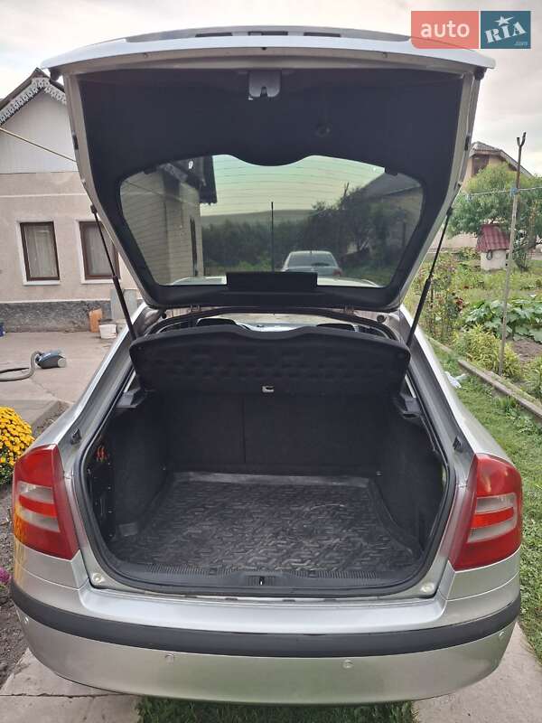 Лифтбек Skoda Octavia 2006 в Ивано-Франковске