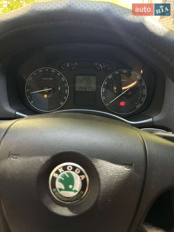 Лифтбек Skoda Octavia 2007 в Одессе
