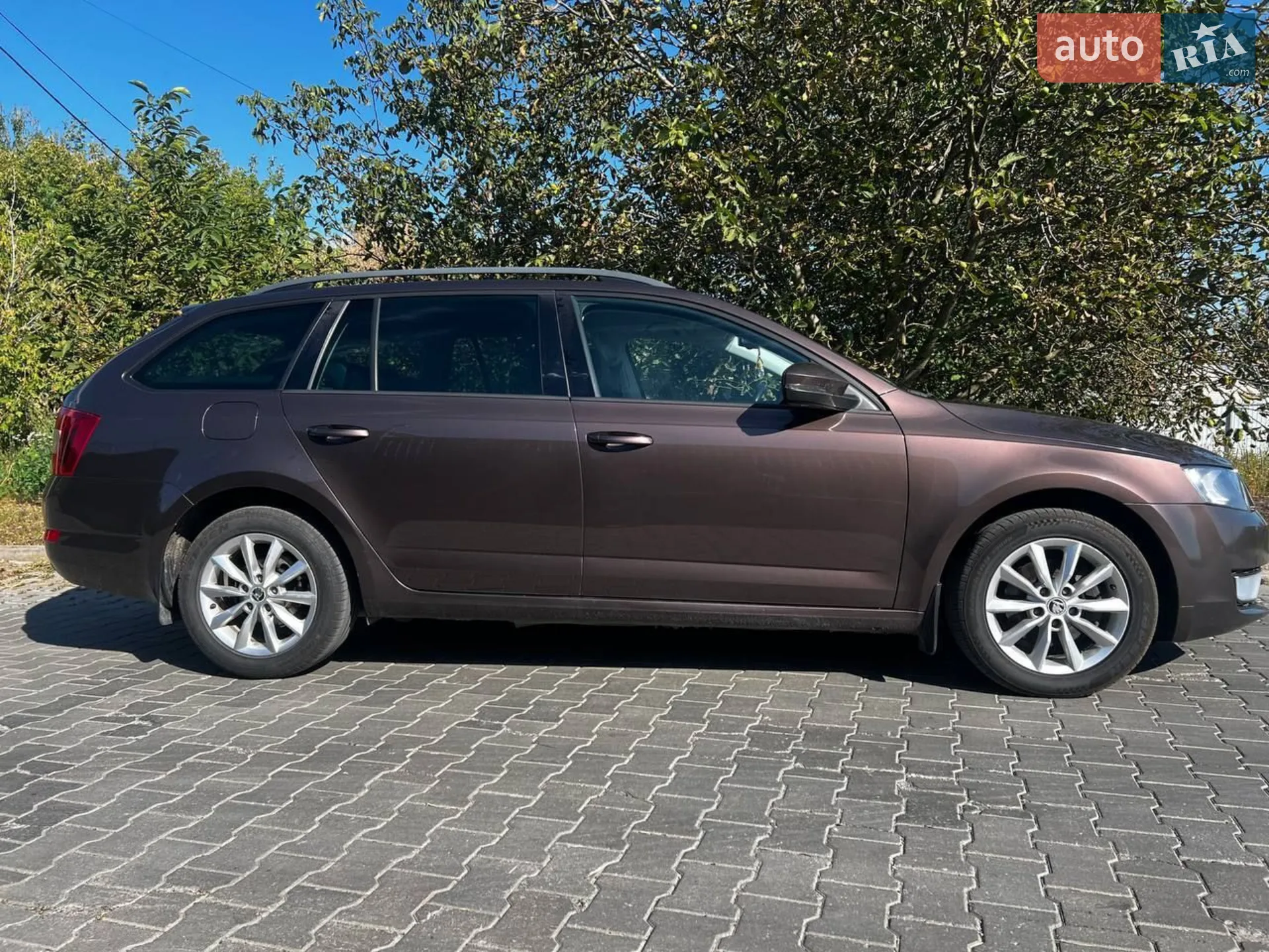 2015 Skoda Octavia - фото 1