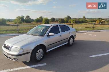 Лифтбек Skoda Octavia 2000 в Сумах