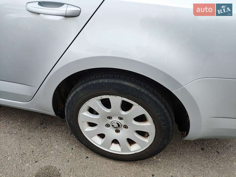 Універсал Skoda Octavia 2016 в Рівному