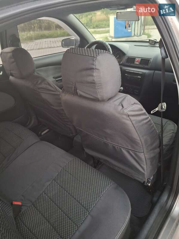 Лифтбек Skoda Octavia 2008 в Львове