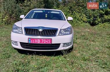 Универсал Skoda Octavia 2012 в 