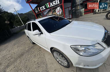 Универсал Skoda Octavia 2010 в 