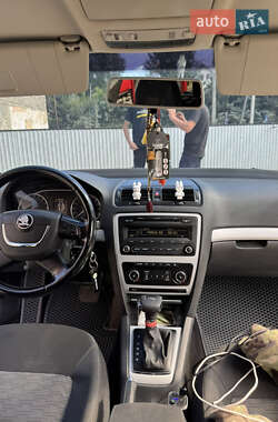 Универсал Skoda Octavia 2010 в 