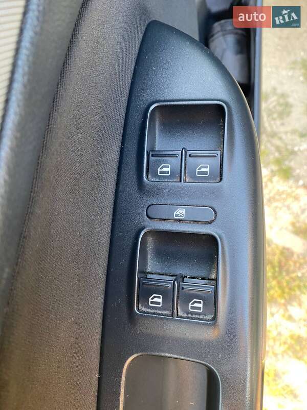 Универсал Skoda Octavia 2011 в Подгайцах