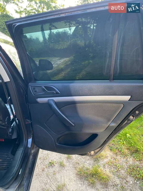 Универсал Skoda Octavia 2011 в Подгайцах