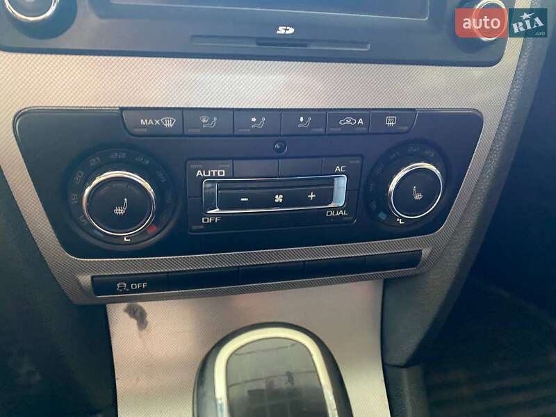 Универсал Skoda Octavia 2011 в Подгайцах