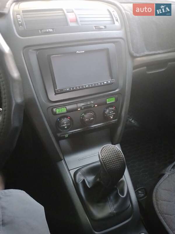 Лифтбек Skoda Octavia 2005 в Днепре