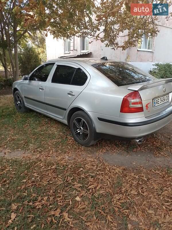 Лифтбек Skoda Octavia 2005 в Днепре