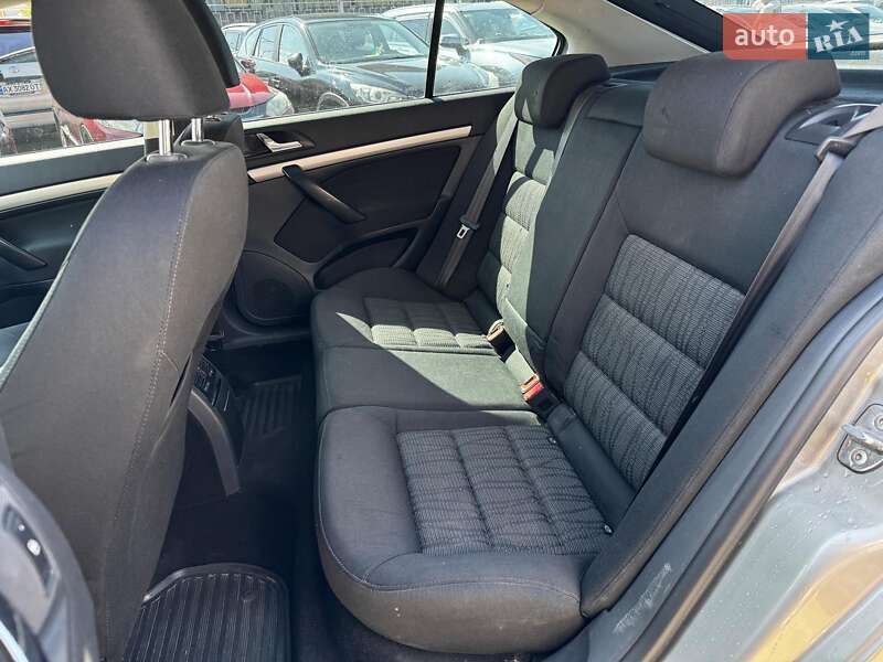 Лифтбек Skoda Octavia 2009 в Харькове