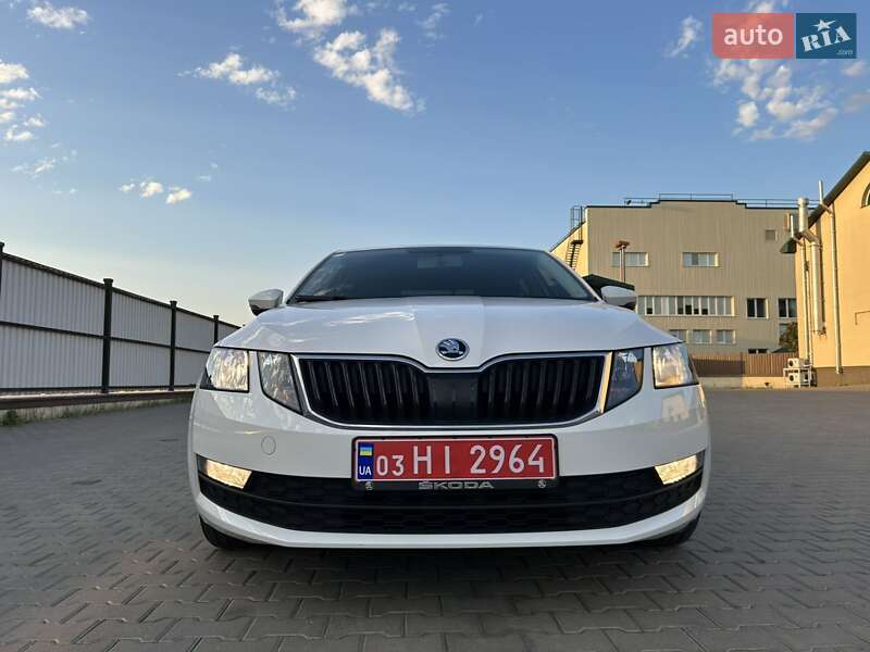 Лифтбек Skoda Octavia 2019 в Луцке