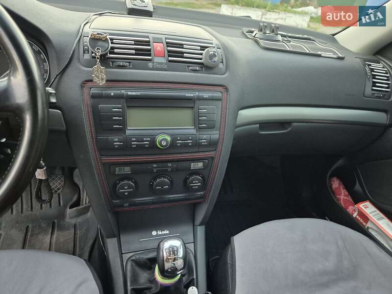Ліфтбек Skoda Octavia 2005 в Корсунь-Шевченківському