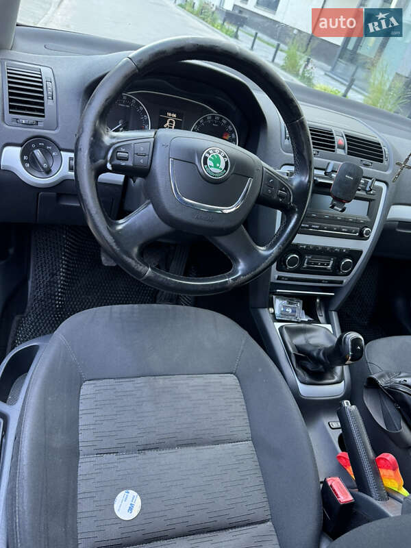 Универсал Skoda Octavia 2011 в Львове фото 6 Универсал Skoda Octavia 2011 в Львове