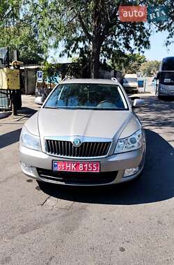 Универсал Skoda Octavia 2010 в Одессе