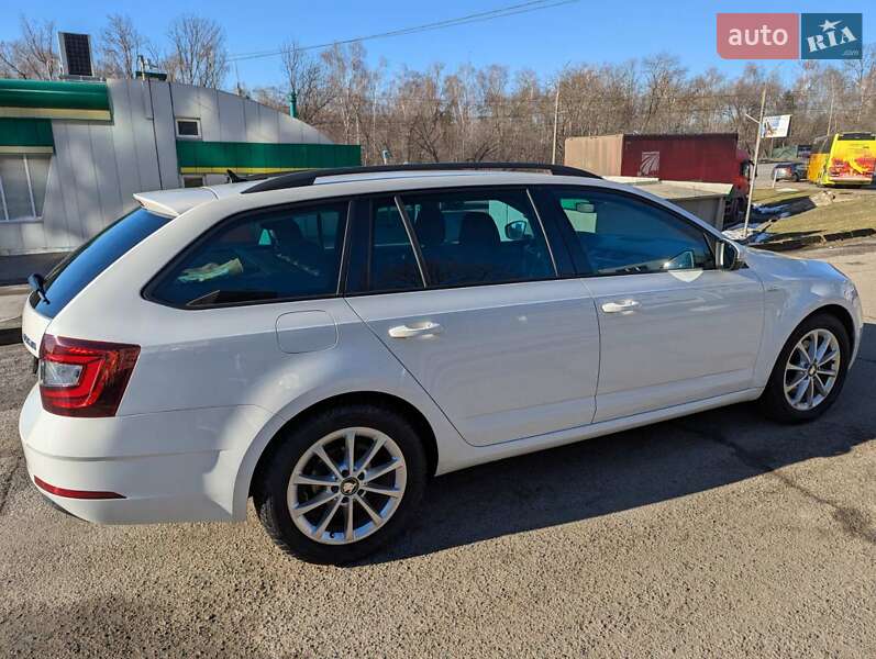 Универсал Skoda Octavia 2020 в Тернополе