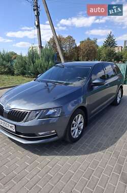 Универсал Skoda Octavia 2018 в Киеве