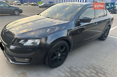 Лифтбек Skoda Octavia 2015 в Кропивницком