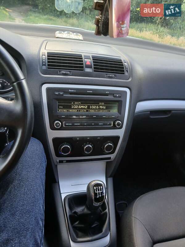 Лифтбек Skoda Octavia 2011 в Виннице