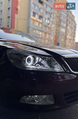 Лифтбек Skoda Octavia 2009 в 