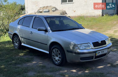 Лифтбек Skoda Octavia 2007 в Попельне