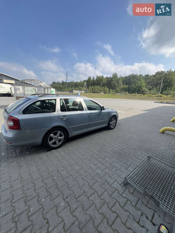 Универсал Skoda Octavia 2010 в Львове