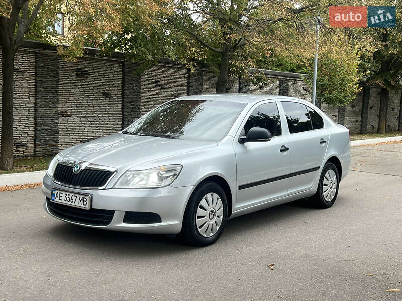Лифтбек Skoda Octavia 2011 в Днепре