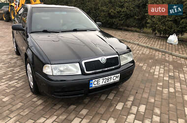 Лифтбек Skoda Octavia 2003 в Черновцах