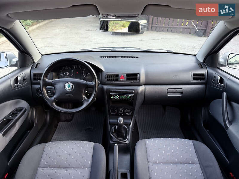 Лифтбек Skoda Octavia 2008 в Смеле
