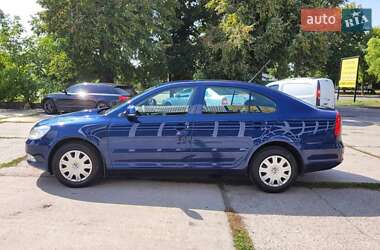 Лифтбек Skoda Octavia 2009 в 