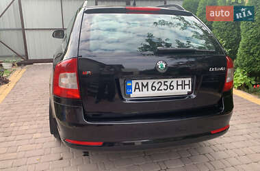 Универсал Skoda Octavia 2010 в 