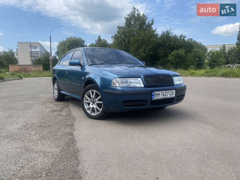 Лифтбек Skoda Octavia 2003 в Конотопе