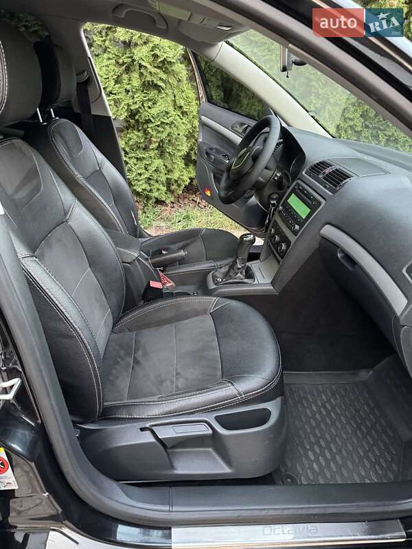 Лифтбек Skoda Octavia 2012 в Киеве фото 5 Лифтбек Skoda Octavia 2012 в Киеве