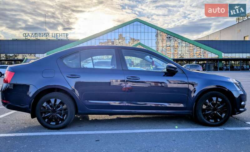 Лифтбек Skoda Octavia 2017 в Киеве