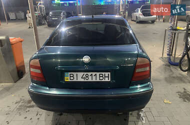 Лифтбек Skoda Octavia 1998 в 