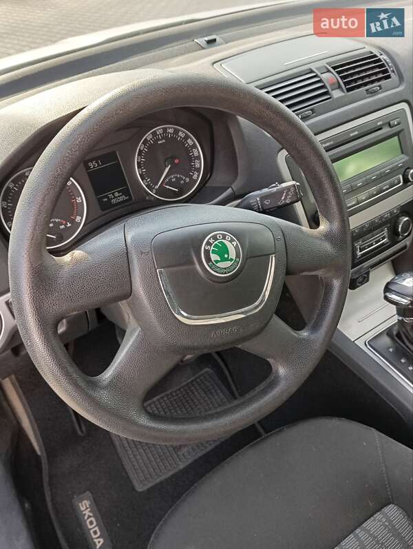 Ліфтбек Skoda Octavia 2012 в Житомирі