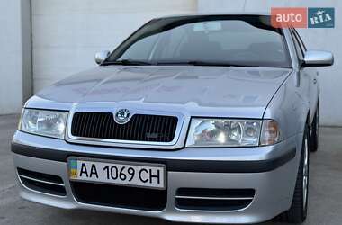Лифтбек Skoda Octavia 2008 в 