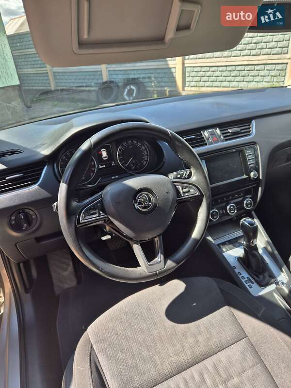 Универсал Skoda Octavia 2016 в Миргороде