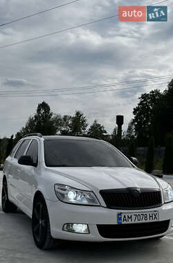 Универсал Skoda Octavia 2010 в Звягеле