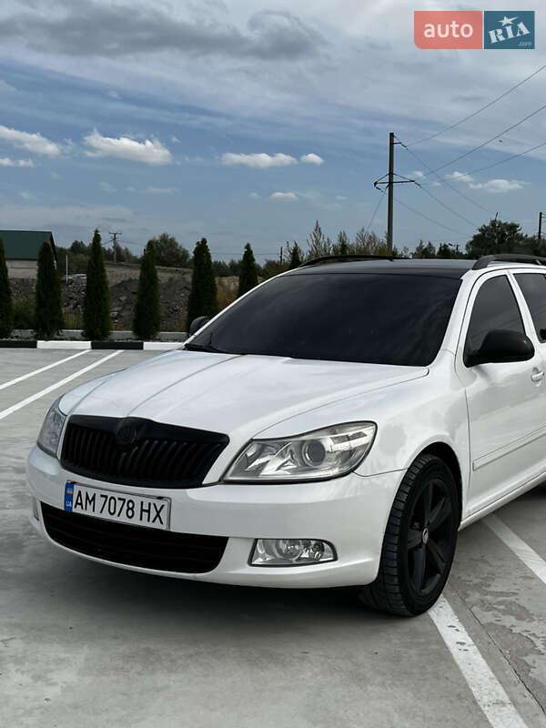 Универсал Skoda Octavia 2010 в Звягеле