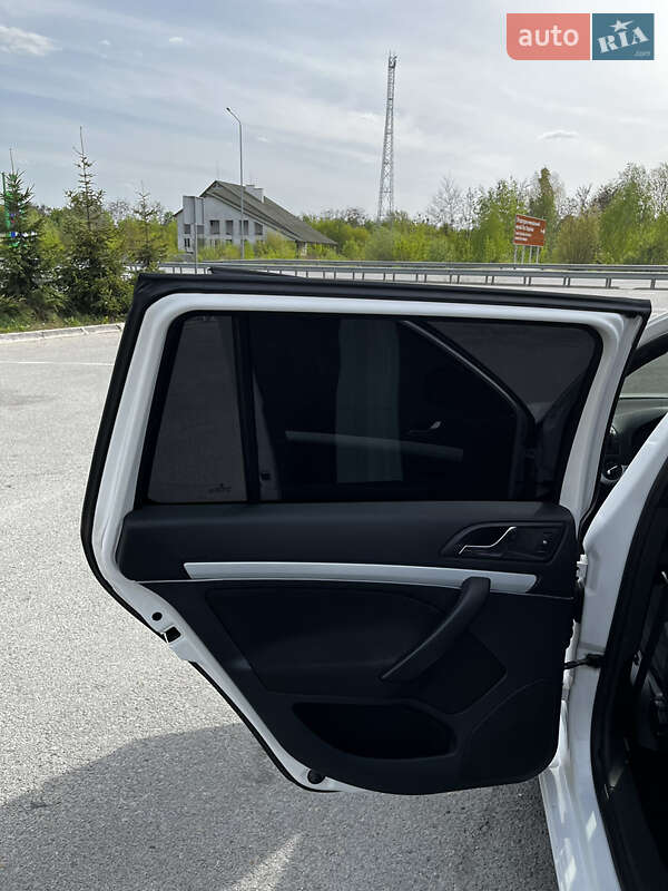 Универсал Skoda Octavia 2010 в Звягеле
