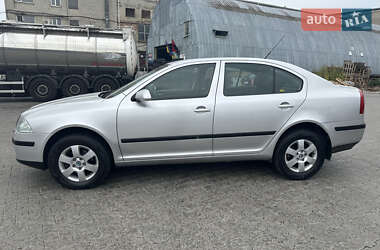 Лифтбек Skoda Octavia 2006 в 