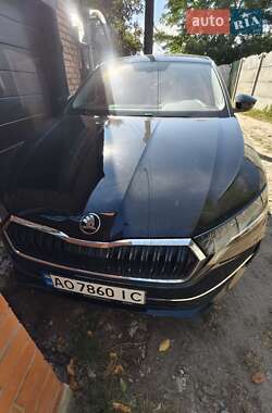 Лифтбек Skoda Octavia 2024 в Киеве