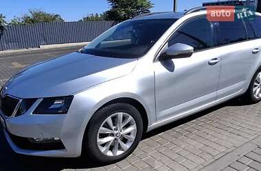 Універсал Skoda Octavia 2019 в Дніпрі