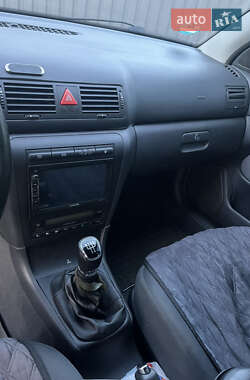 Универсал Skoda Octavia 2002 в 