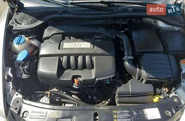 Лифтбек Skoda Octavia 2008 в 