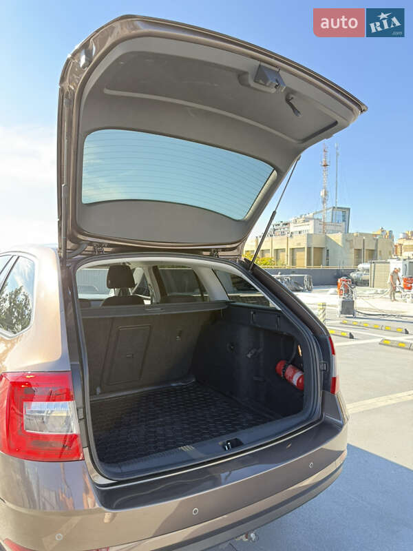 Універсал Skoda Octavia 2019 в Києві