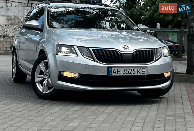 Универсал Skoda Octavia 2017 в Днепре